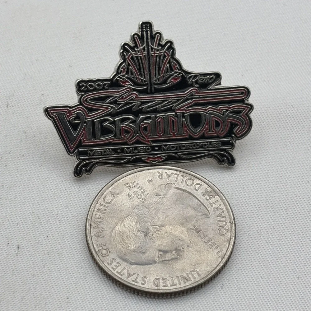 2007 Street Vibrations Reno Nevada Metal Music Motorcycles Lapel Hat Pin